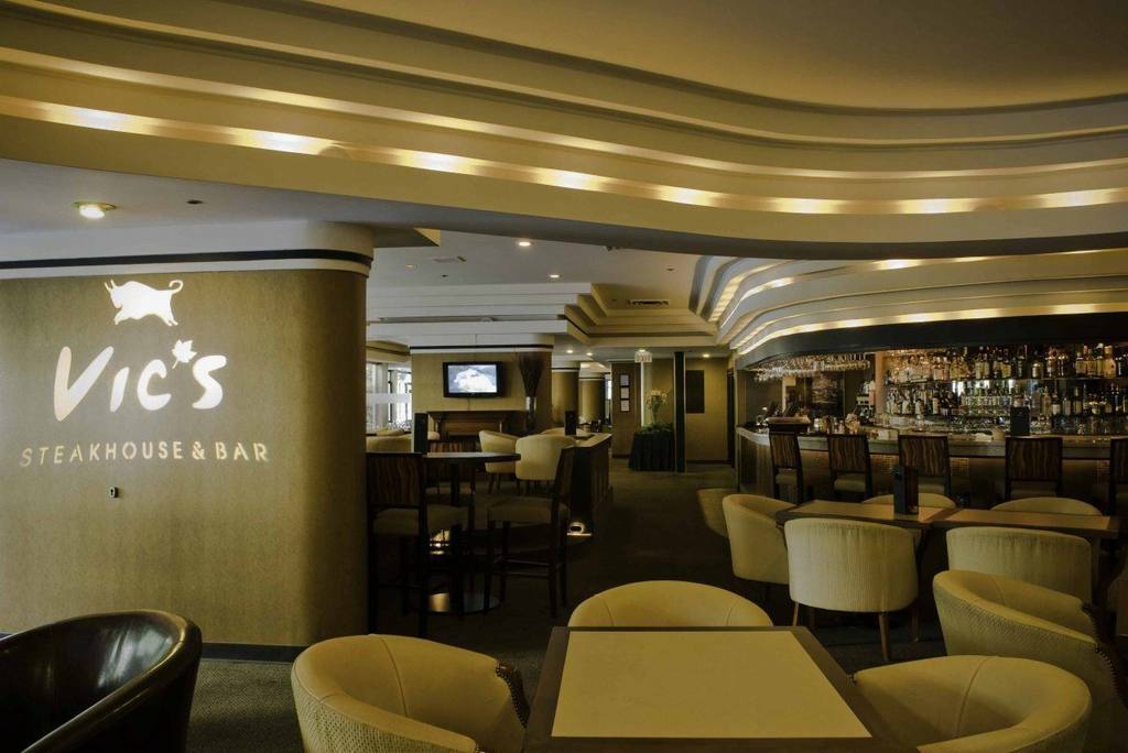 Harbour Towers Hotel & Suites Victoria Bagian luar foto